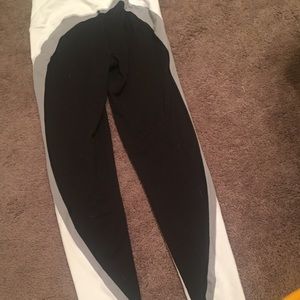PINK Victoria's Secret Pants - VS Sport Leggings PINK Victoria's Secret Pants - VS Sport Leggings